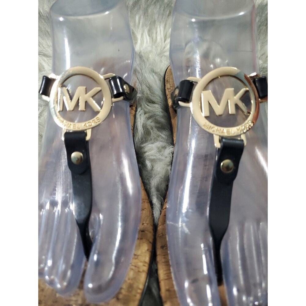 Michael Kors Women's Size 8 leather Thong Flip-Flop Slip On Black Logo Sandals - Picture 4 of 14